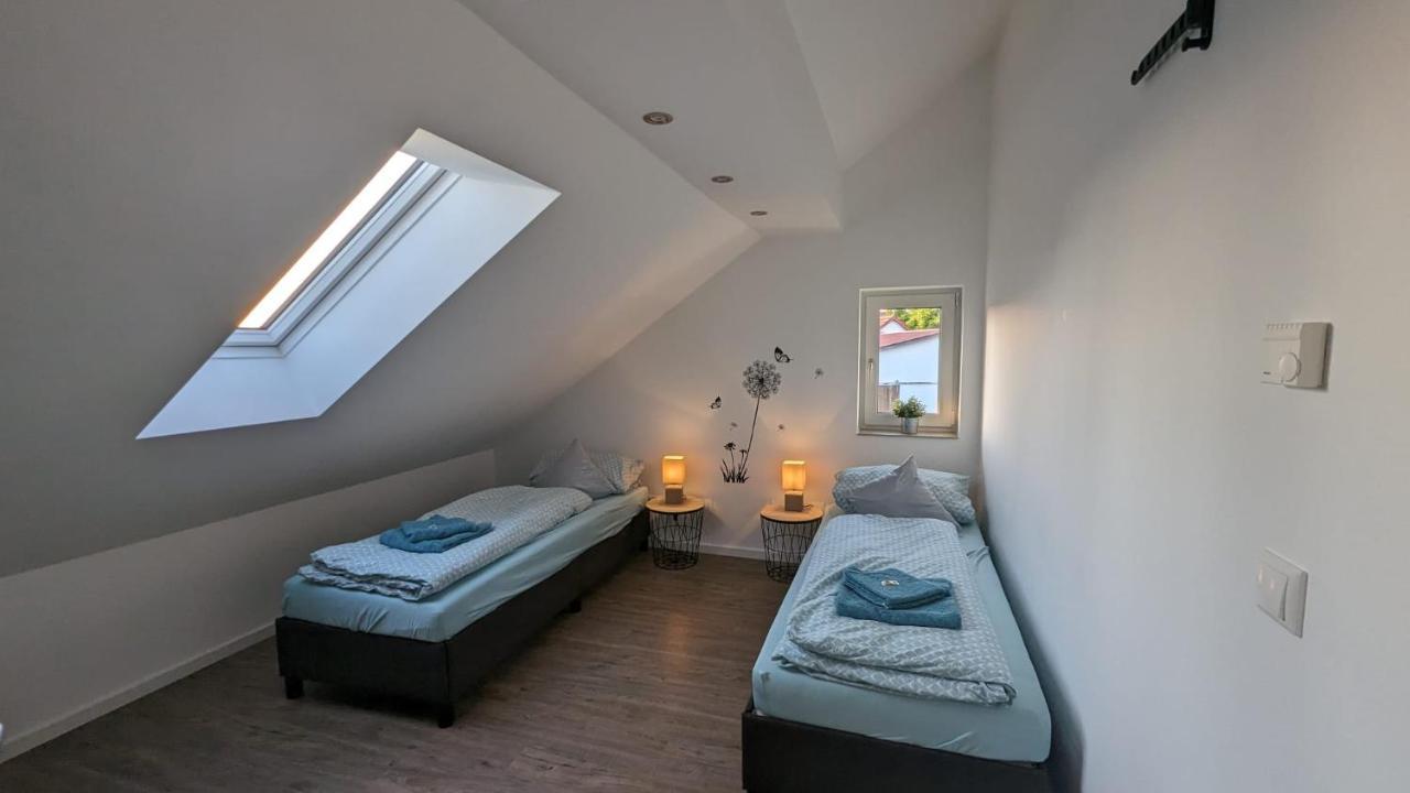 Helle Wohnung Mit Zwei Schlafzimmern Eching  Extérieur photo